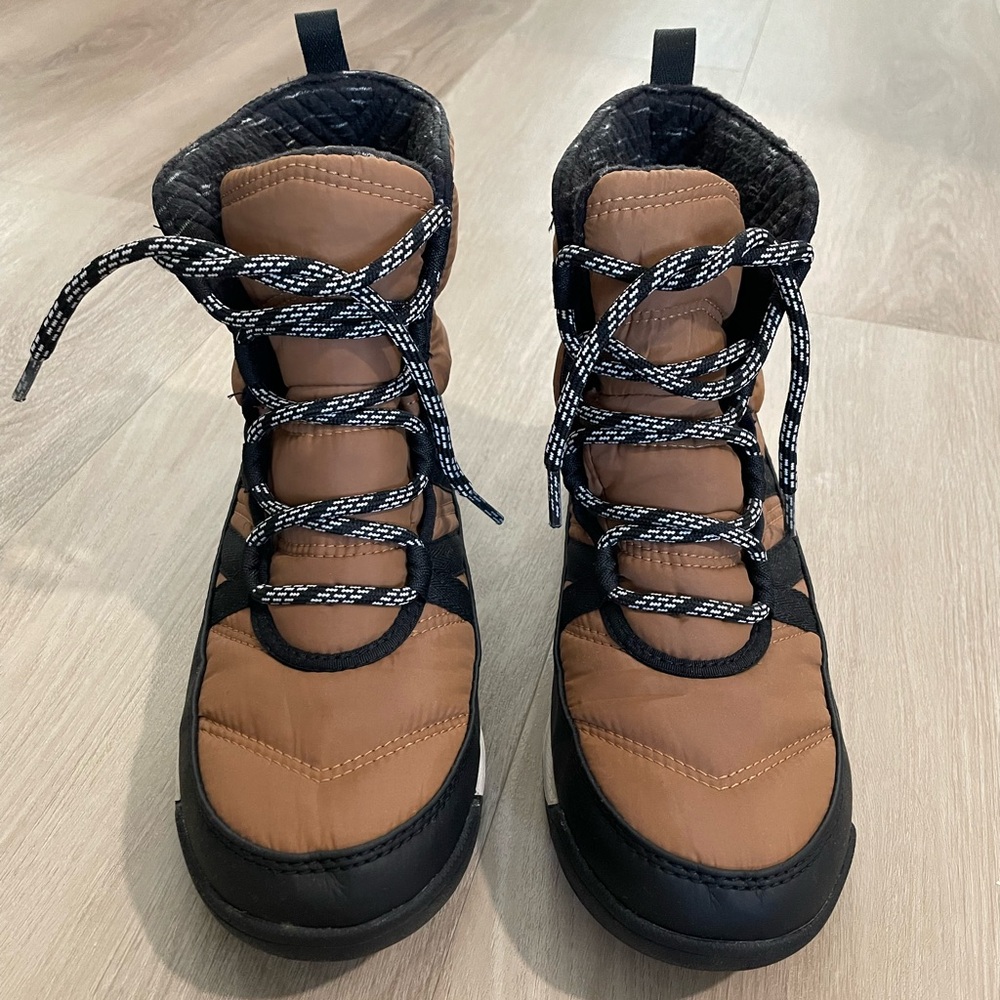 Sorel Whitney 2 boot